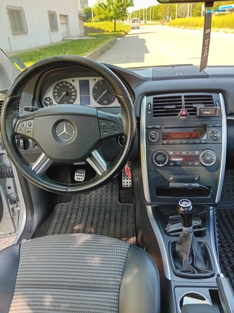 Mercedes-Benz 200 В200, 2000к 200к, снимка 8 - Автомобили и джипове - 49565143