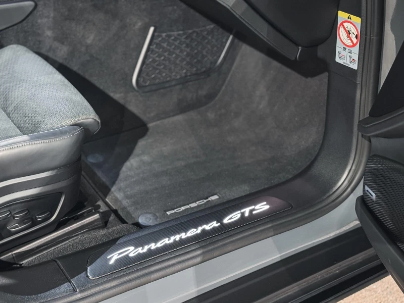 Porsche Panamera GTS SPORT DESIGN CARBON PANO BOSE MATRIX 360 , снимка 13 - Автомобили и джипове - 51508763