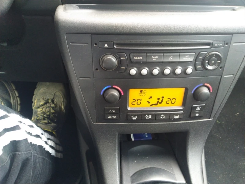 Citroen C4 2.0 HDI, снимка 2 - Автомобили и джипове - 52408529