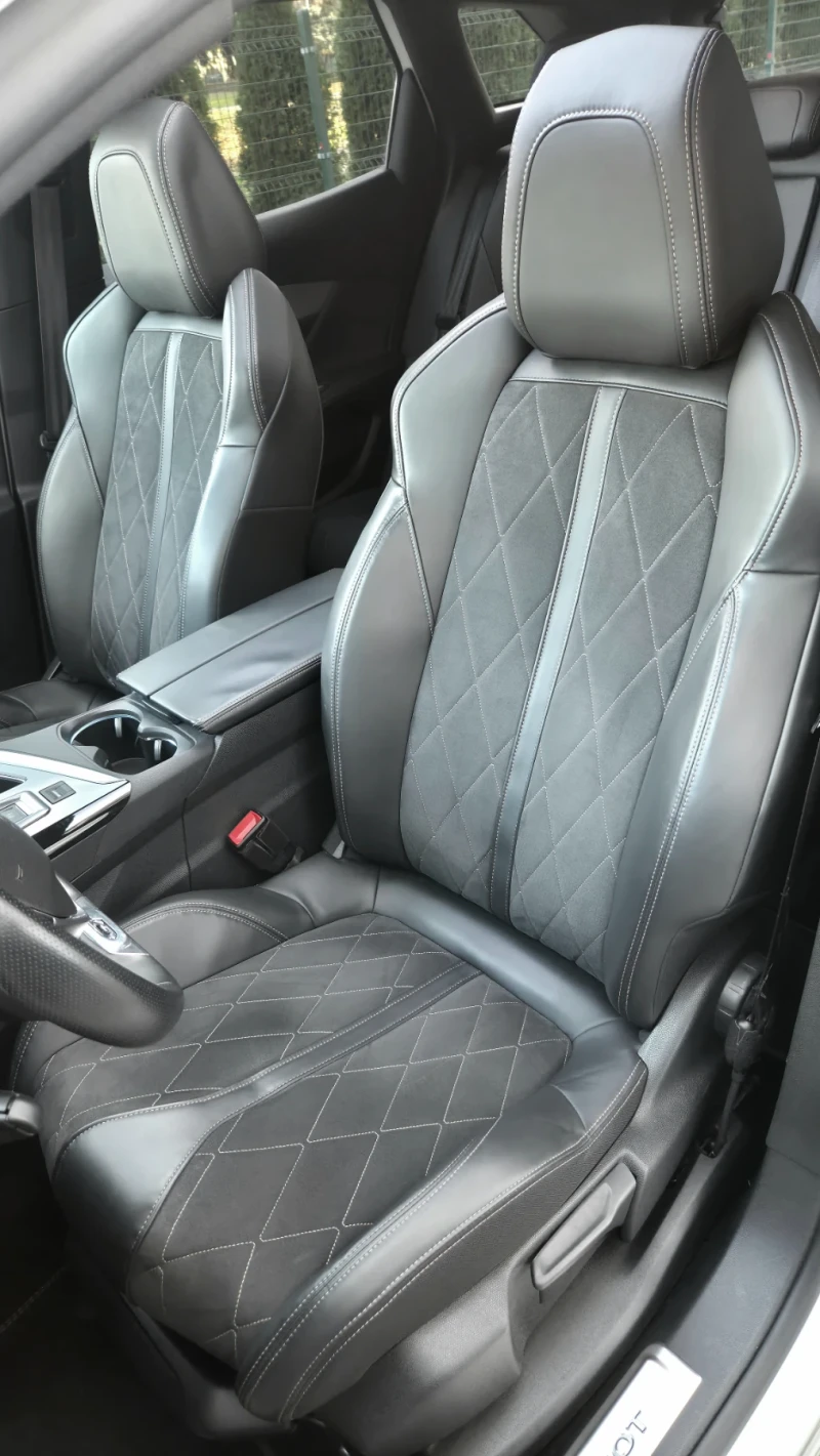 Peugeot 3008 GT 2.0 HDi-180кс/ ПАНОРАМА /KEYLESS /130 000км, снимка 11 - Автомобили и джипове - 52850468