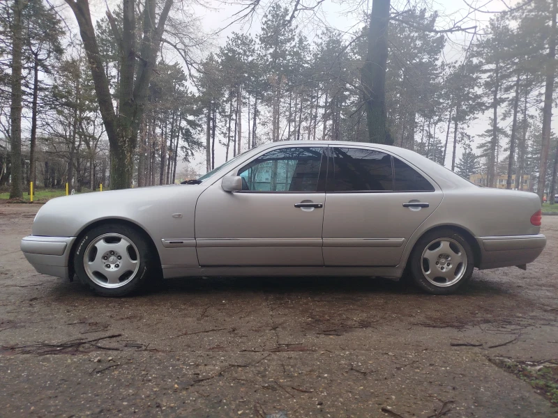 Mercedes-Benz E 200 Kompressor 