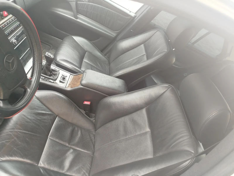 Mercedes-Benz E 200 Kompressor , снимка 5 - Автомобили и джипове - 53293571