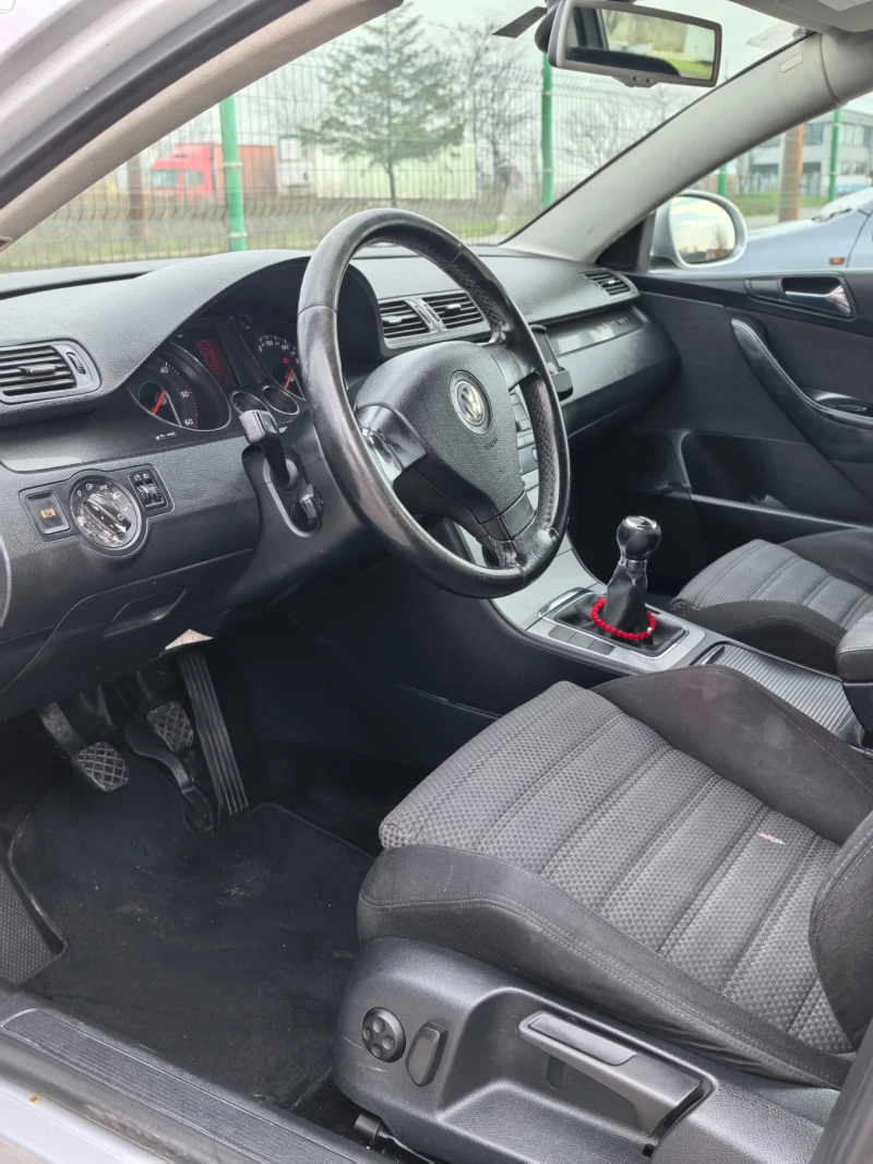 VW Passat 1.9 TDI * 105 к.с, снимка 7 - Автомобили и джипове - 53396180