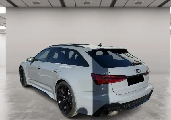 Audi Rs6 Avant Quattro = Black Optic Plus = Гаранция, снимка 2 - Автомобили и джипове - 53971452