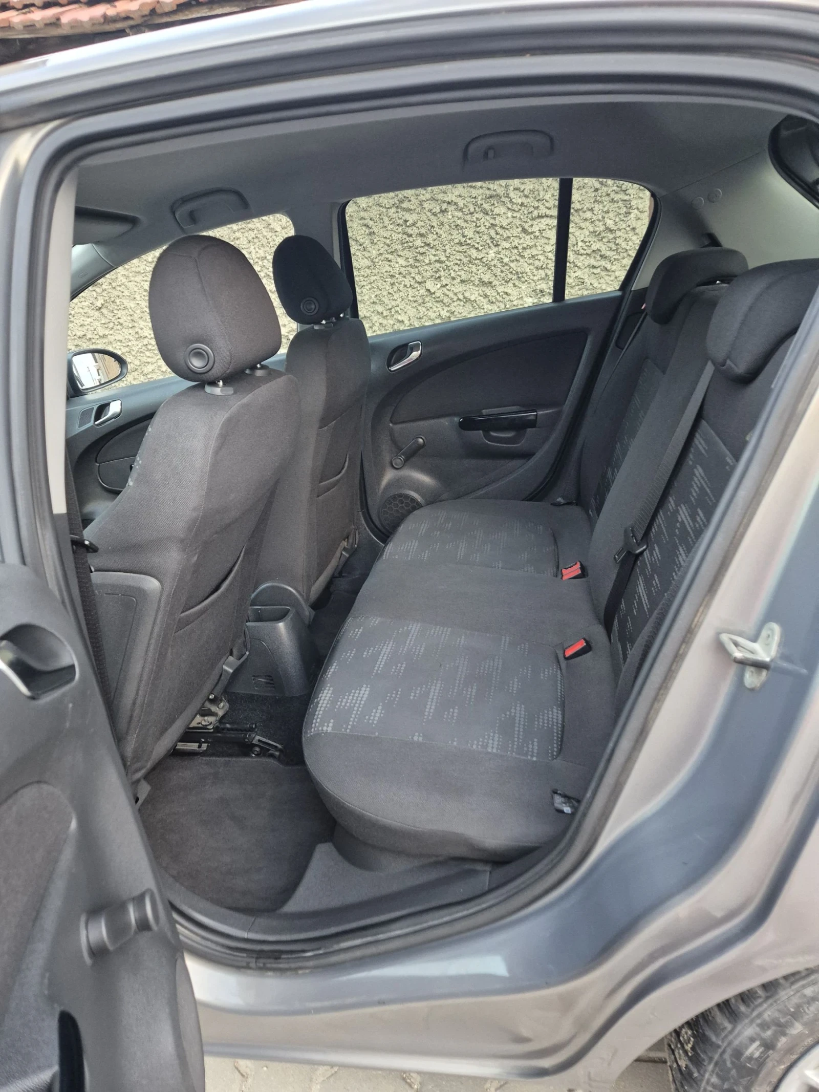Opel Corsa 1.2 Benzin  - изображение 10