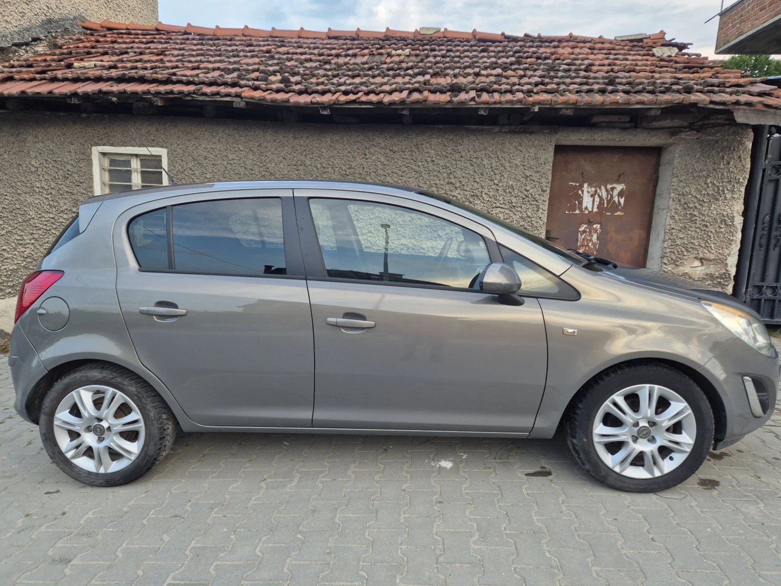 Opel Corsa 1.2 Benzin  - изображение 2