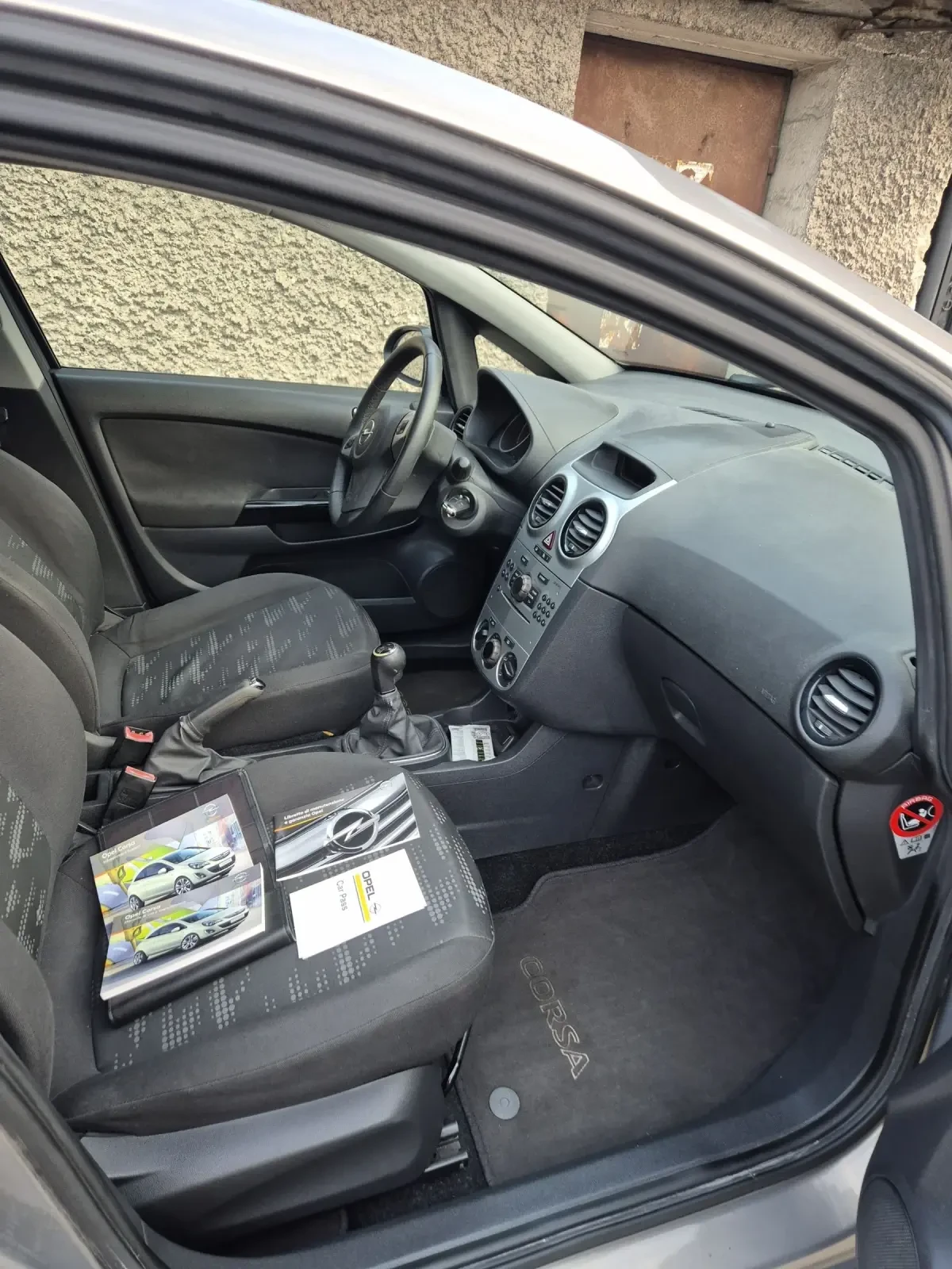 Opel Corsa 1.2 Benzin  - изображение 7