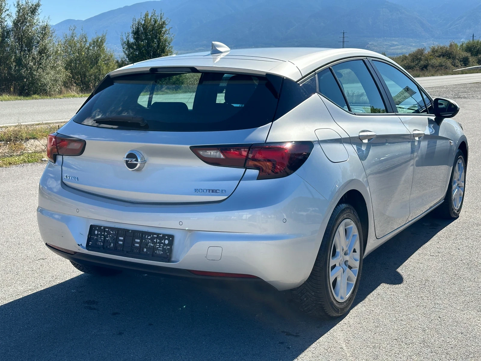 Opel Astra 1.6 D - изображение 3