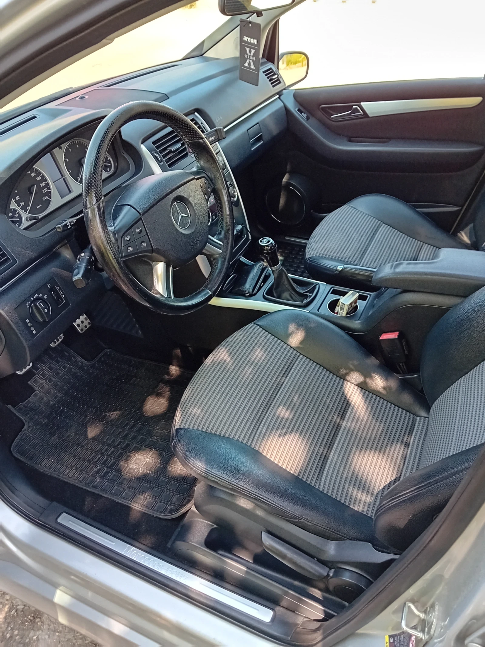 Mercedes-Benz 200 В200, 2000к 200к - изображение 9