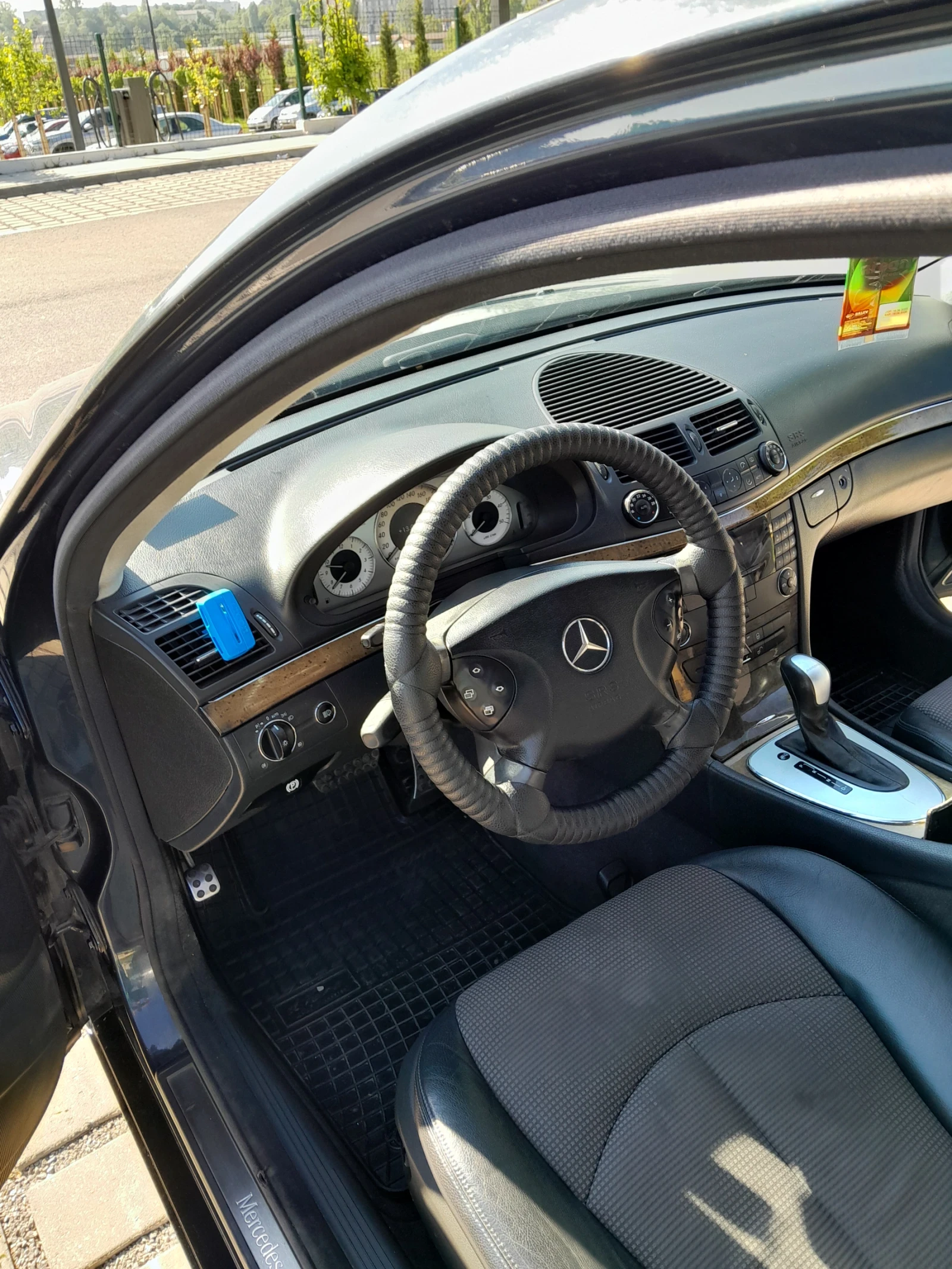 Mercedes-Benz E 270  - изображение 3