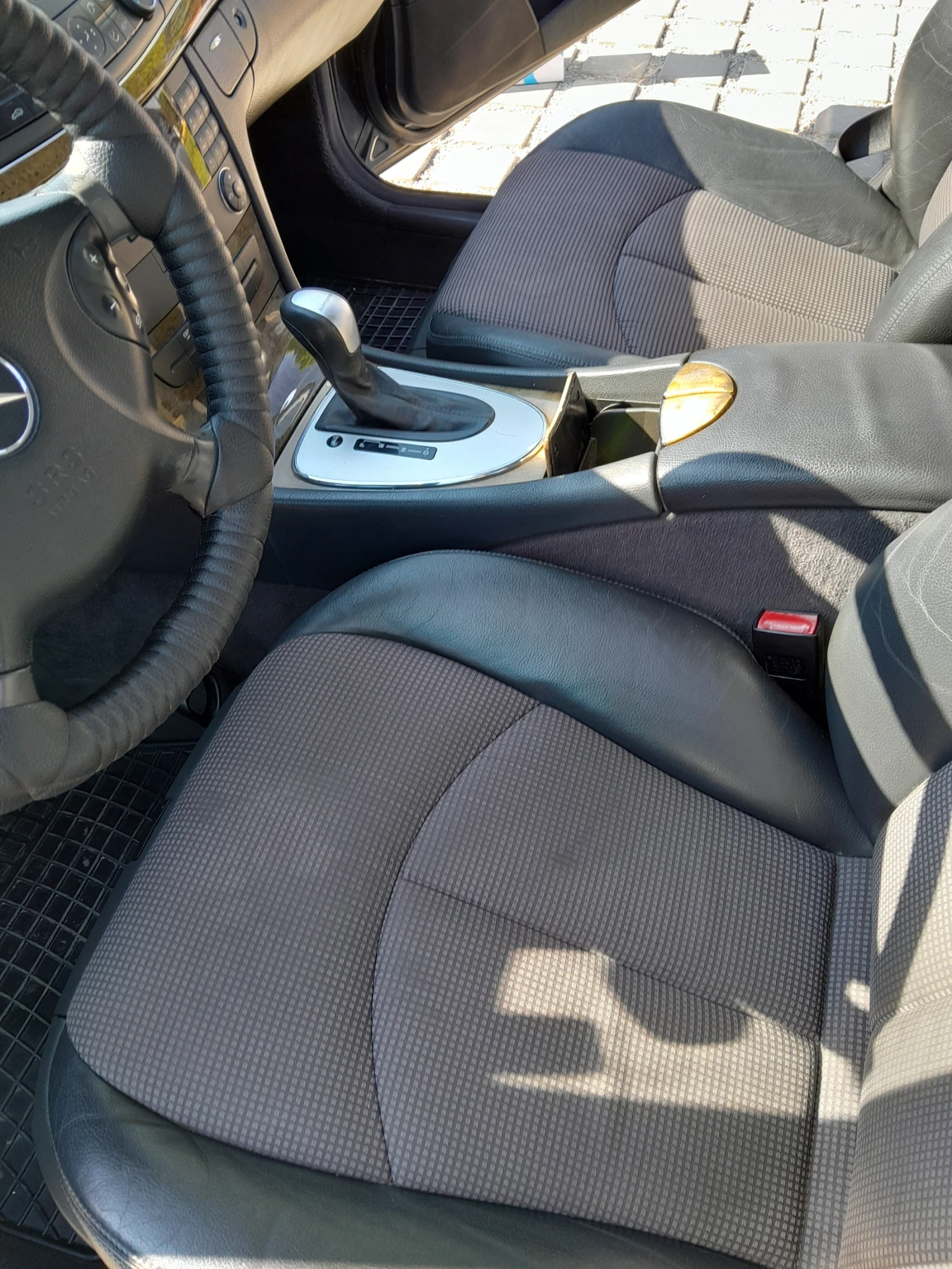 Mercedes-Benz E 270  - изображение 7