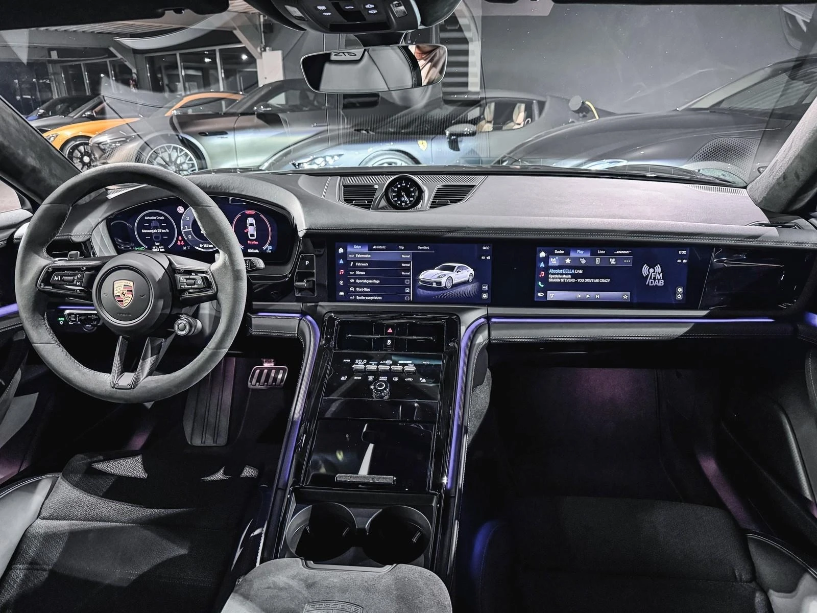 Porsche Panamera GTS SPORT DESIGN CARBON PANO BOSE MATRIX 360  - изображение 10