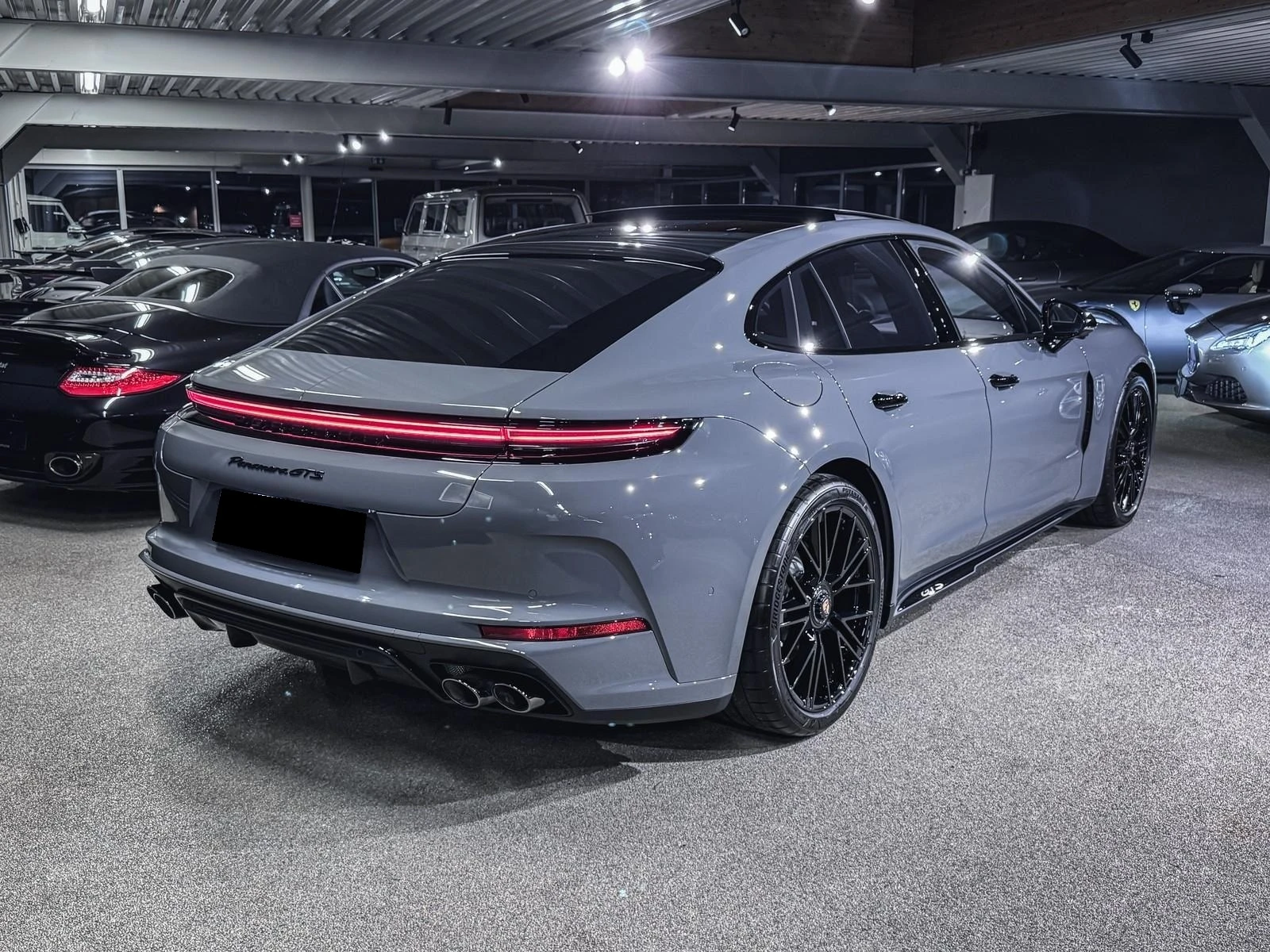 Porsche Panamera GTS SPORT DESIGN CARBON PANO BOSE MATRIX 360  - изображение 5