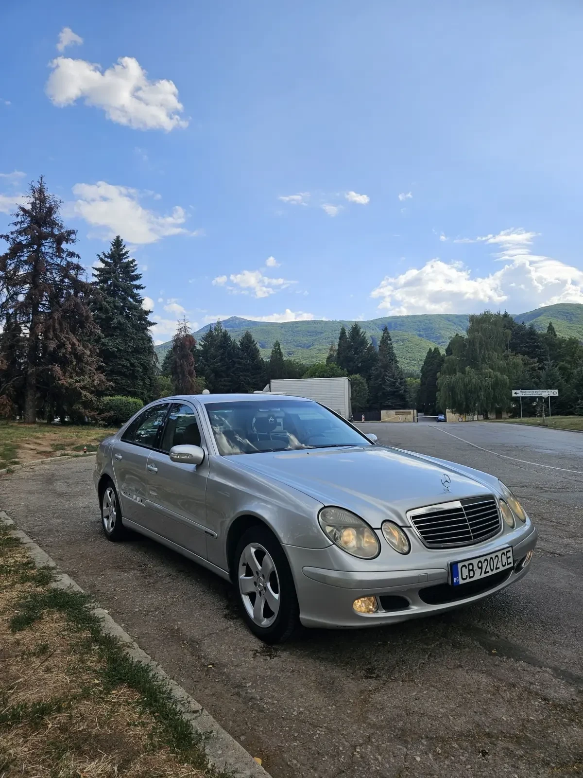 Mercedes-Benz E 270  - изображение 3