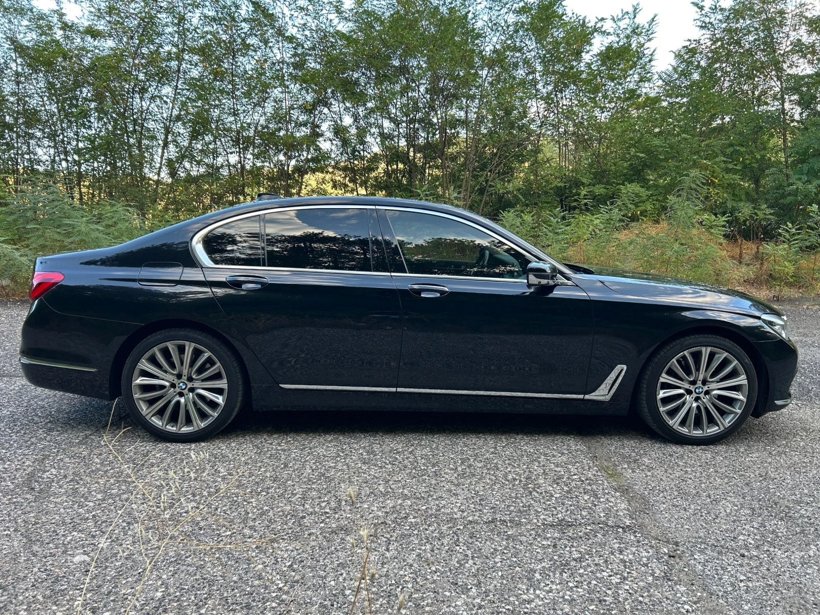 BMW 740 Xdrive - изображение 5