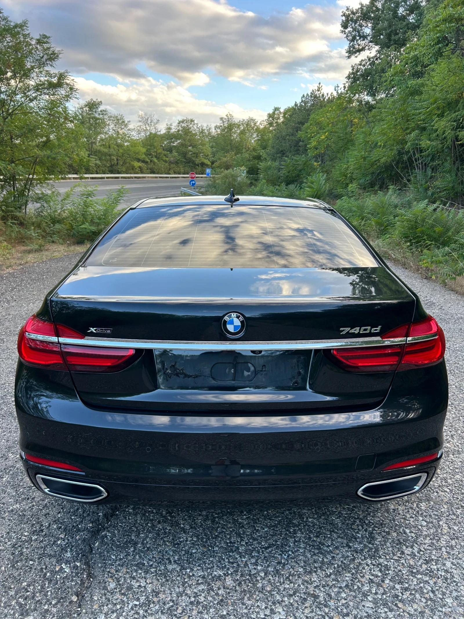 BMW 740 Xdrive - изображение 8