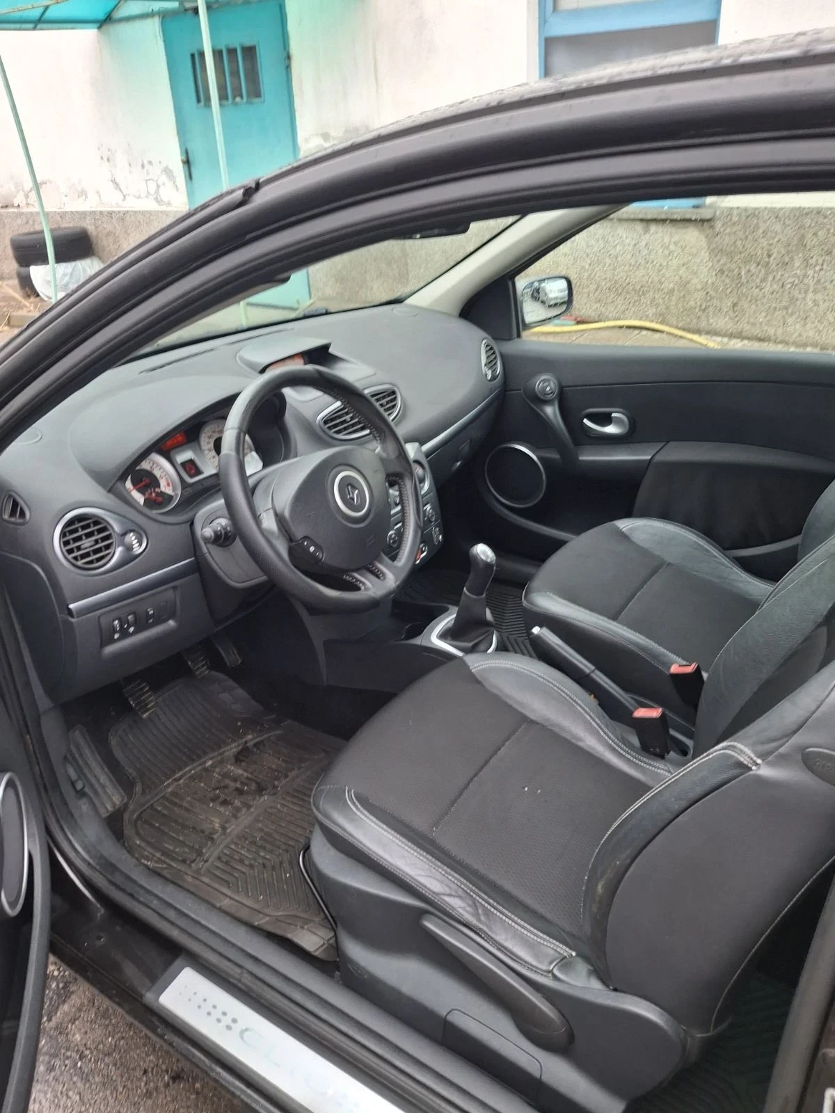 Renault Clio  - изображение 7