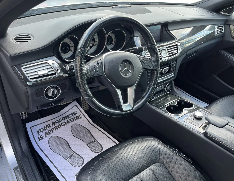 Mercedes-Benz CLS 550 * АВТО КРЕДИТ* ЦЕНА ДО БГ * СЕРВИЗНА ИСТОРИЯ *  - изображение 7