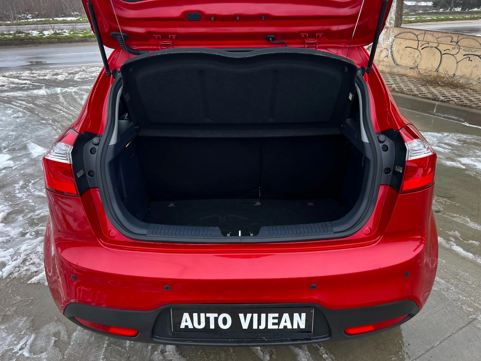 Kia Rio 1.1CRDi-75 КОНЯ - изображение 7