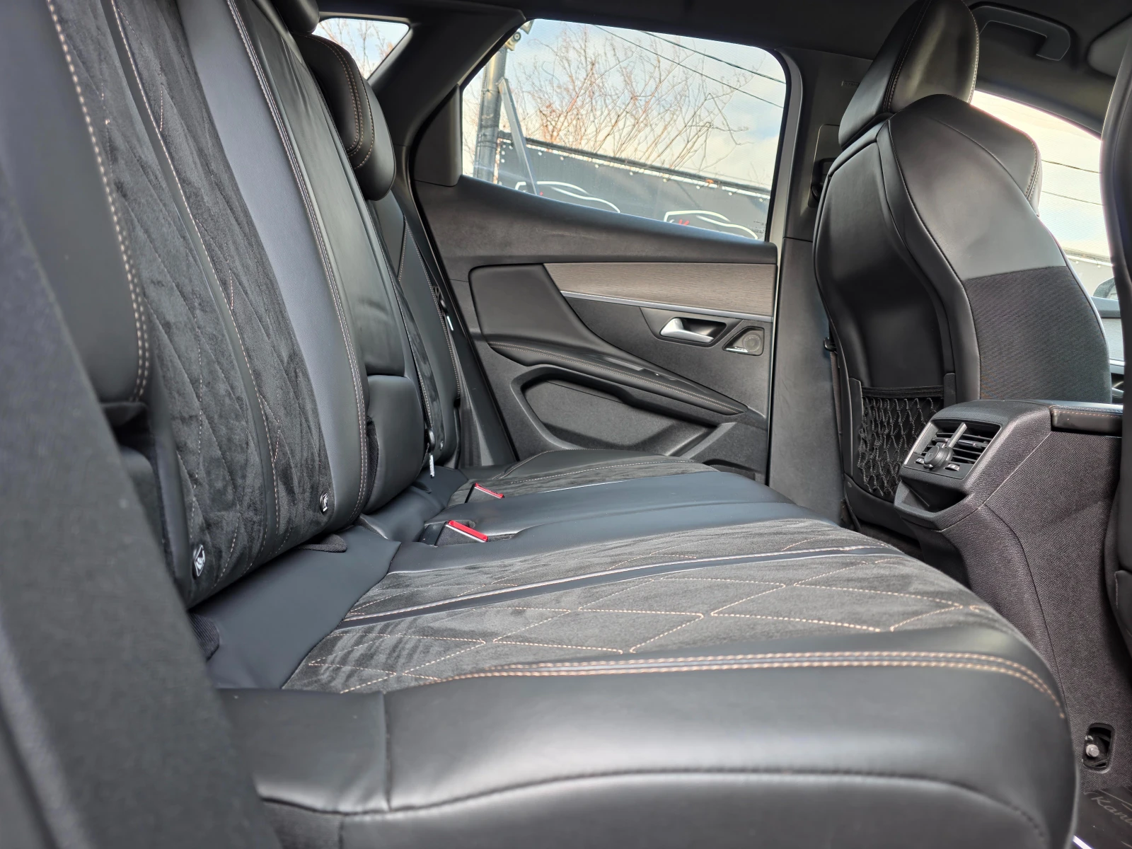 Peugeot 3008 2. 0 GT BLUEHDi 181 S&S EAT8 | Mobile.bg � ����������� 11