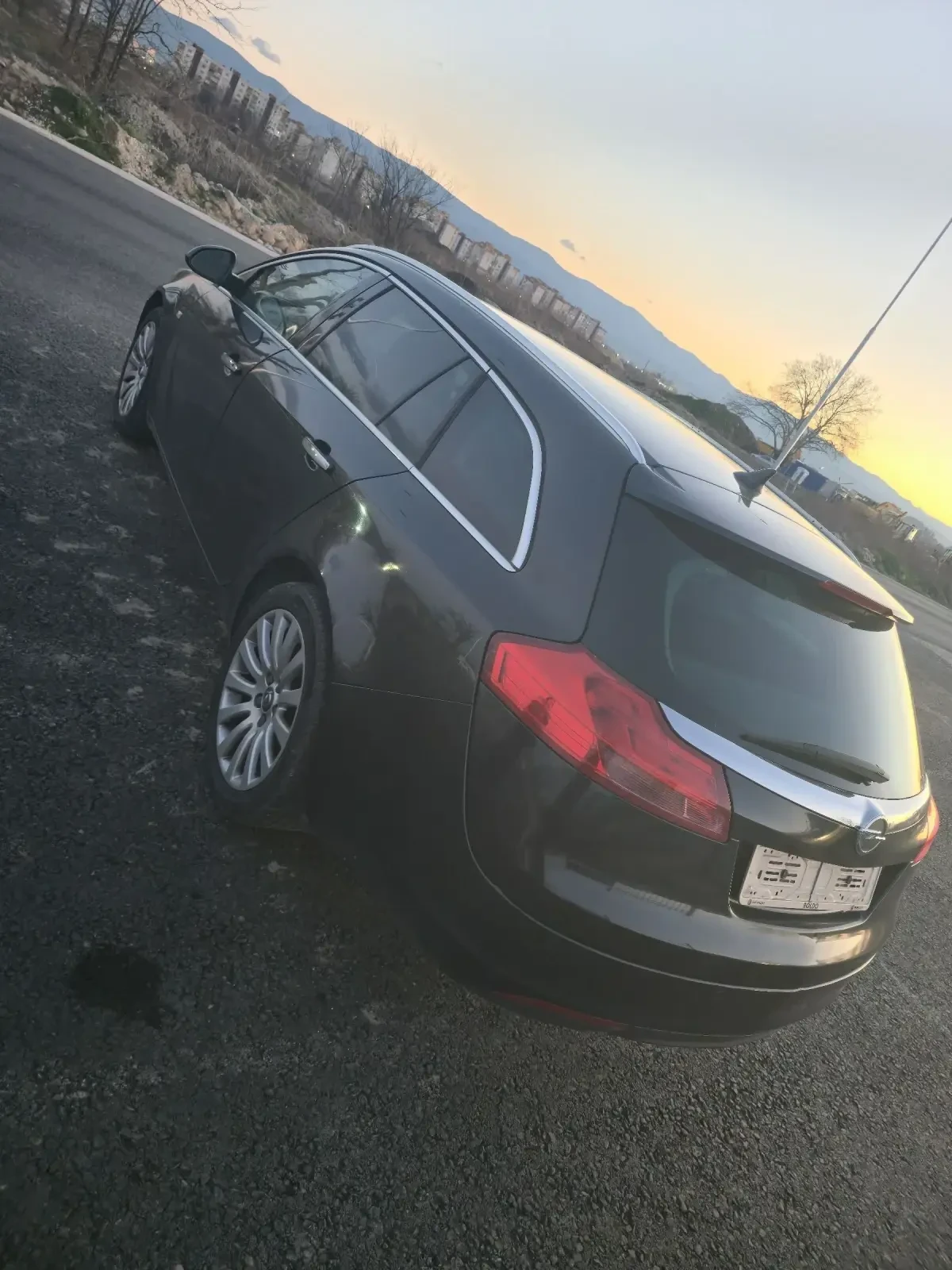 Opel Insignia 2.0 - изображение 5