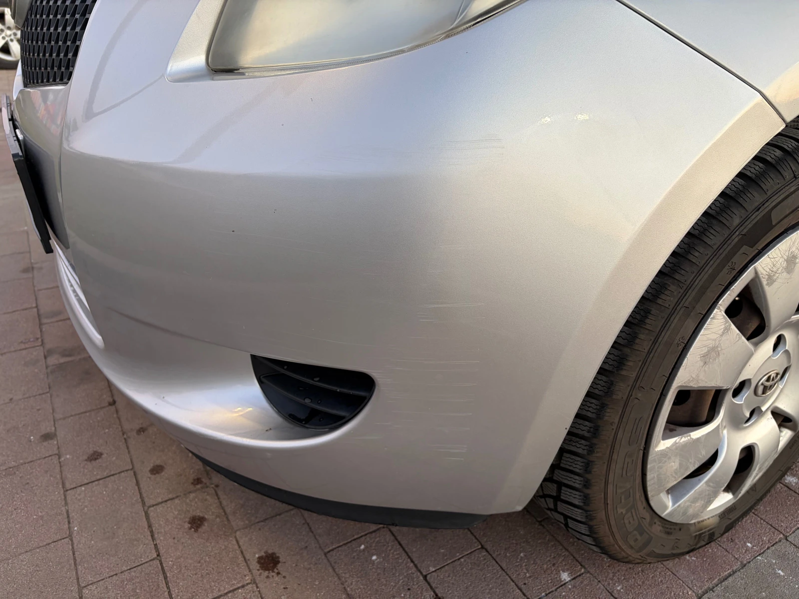 Toyota Yaris  - изображение 8