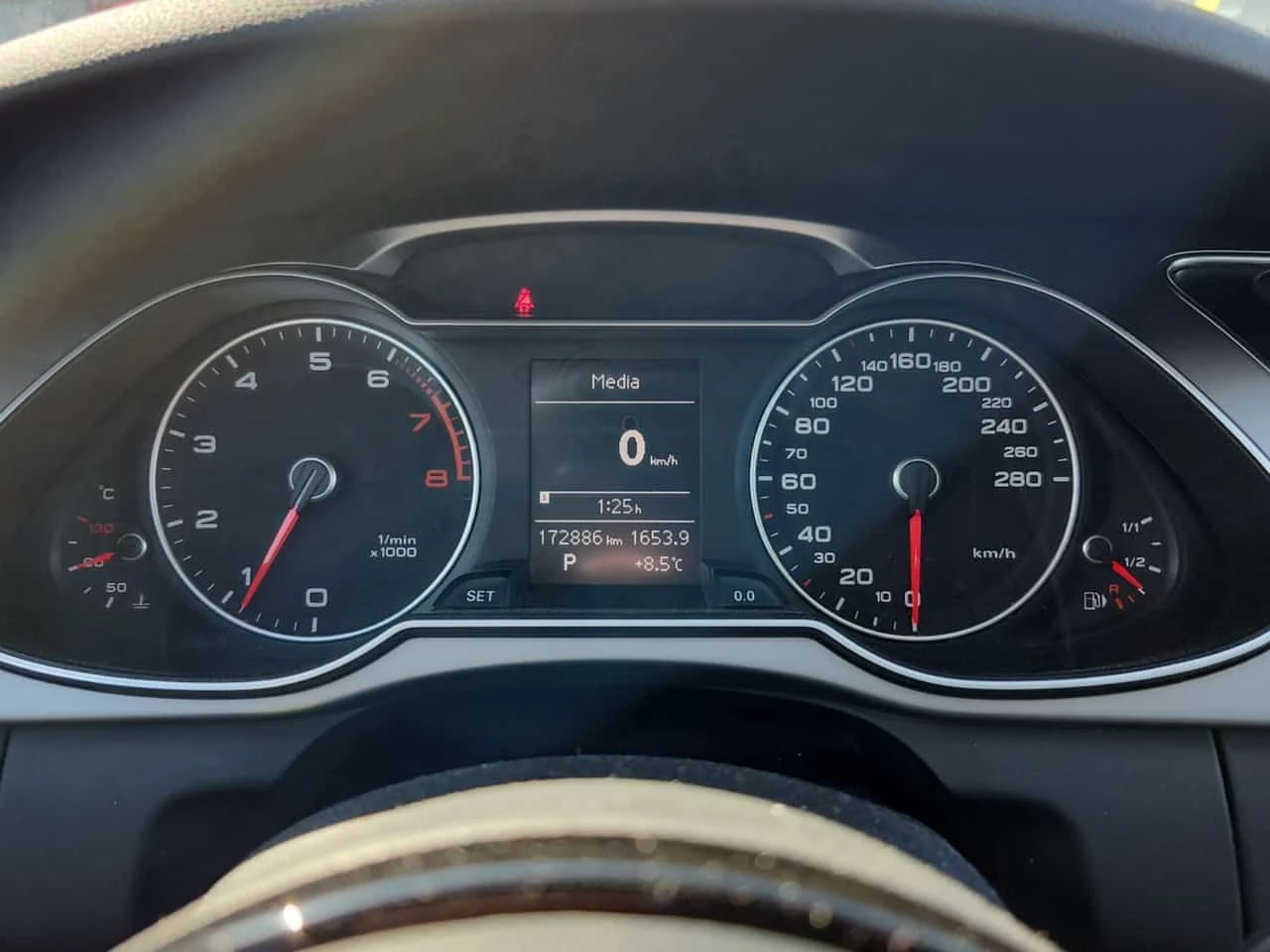 Audi A4 quattro Premium * ПАНОРАМА* 2 КЛЮЧА* CARFAX * , снимка 11 - Автомобили и джипове - 53720876