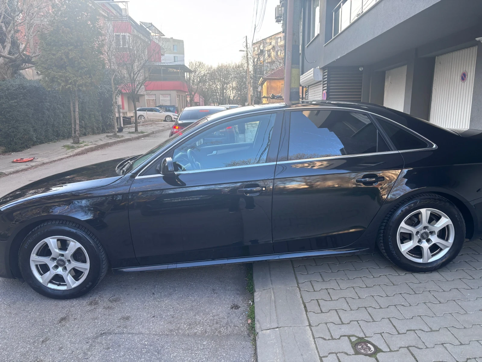 Audi A4 B8, снимка 2 - Автомобили и джипове - 53820869