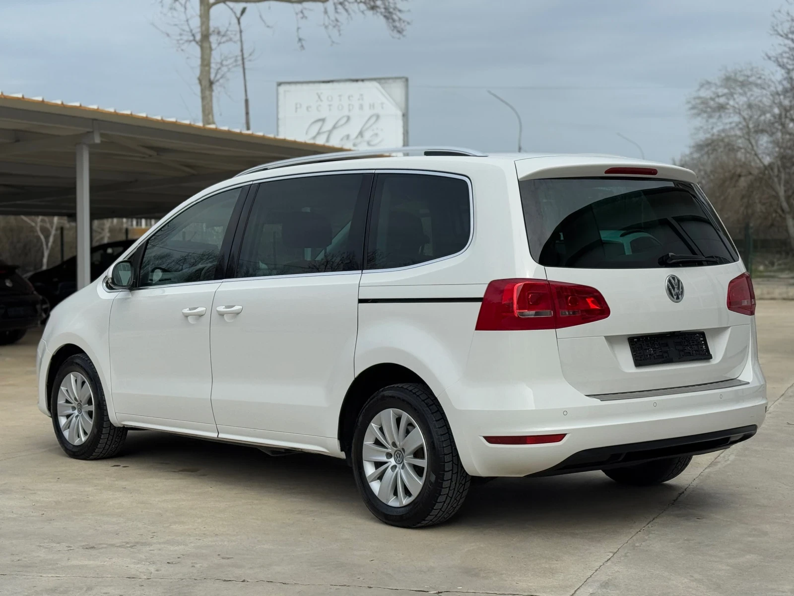 VW Sharan * 2.0TDI* DSG* LED* PANORAMA* CAM* NAVI*  | Mobile.bg � ����������� 5