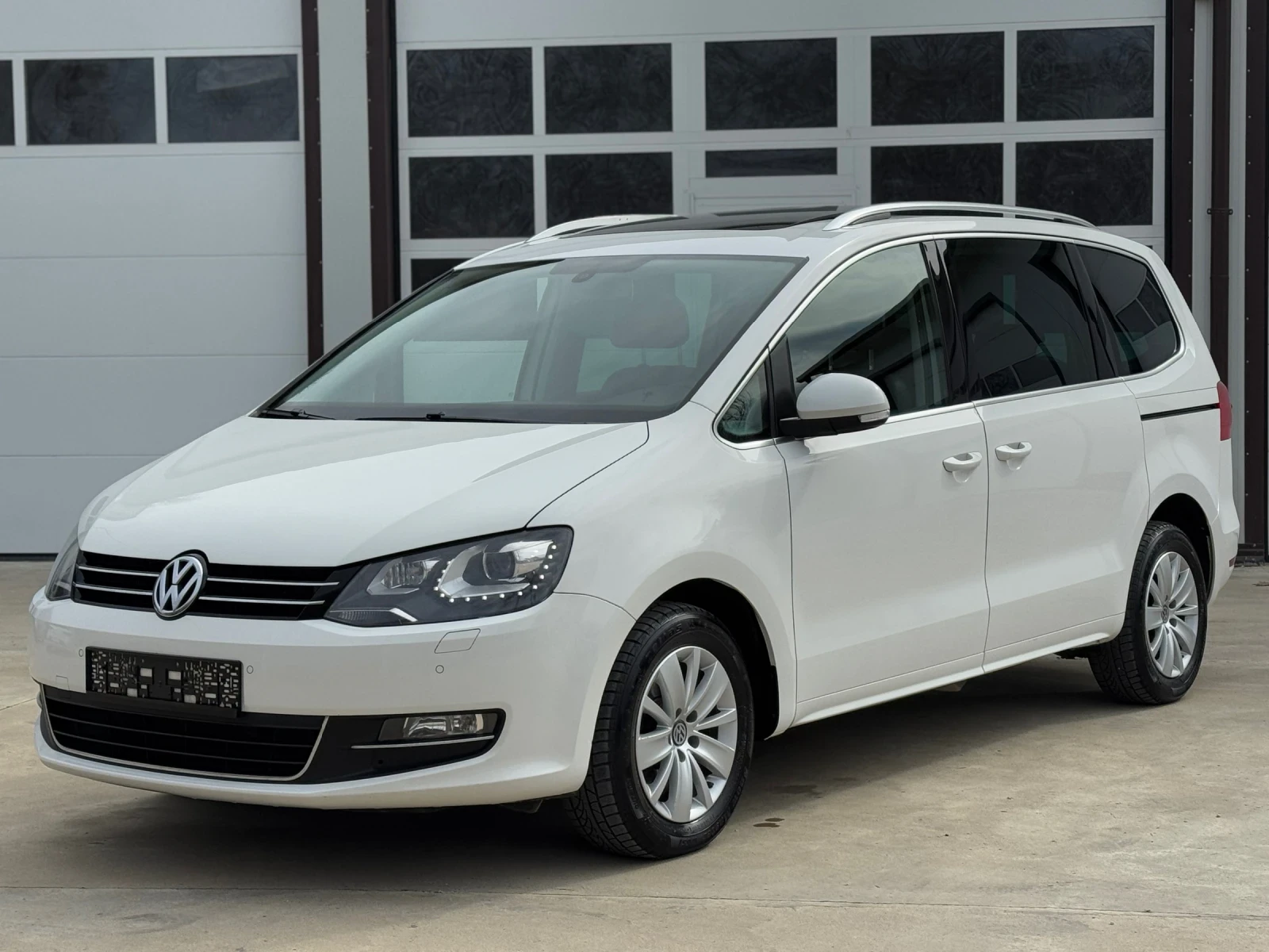 VW Sharan * 2.0TDI* DSG* LED* PANORAMA* CAM* NAVI*  | Mobile.bg � ����������� 3