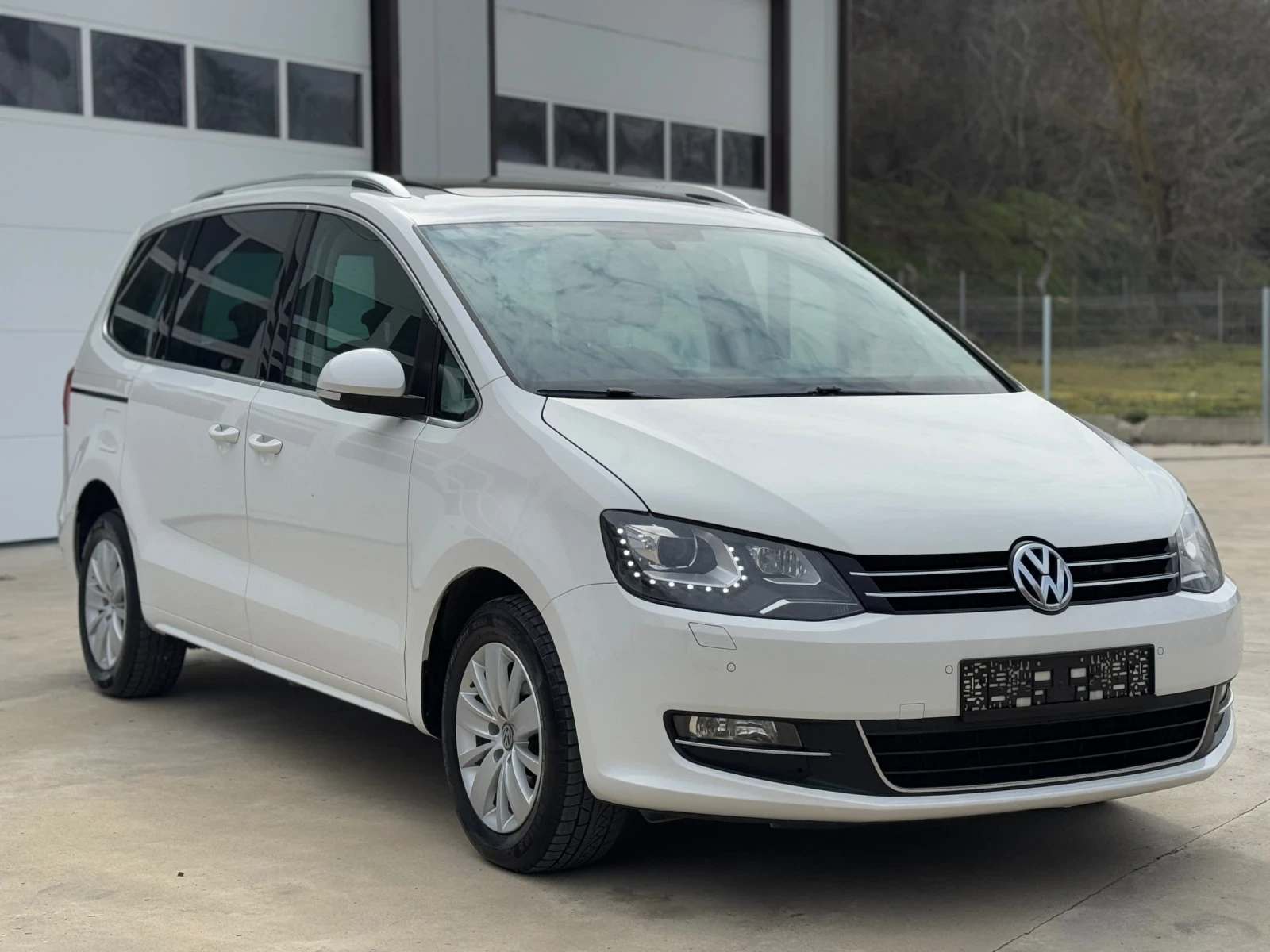 VW Sharan * 2.0TDI* DSG* LED* PANORAMA* CAM* NAVI* 