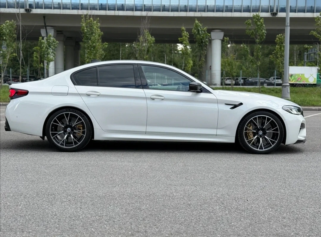 BMW M5, снимка 3 - Автомобили и джипове - 54193996