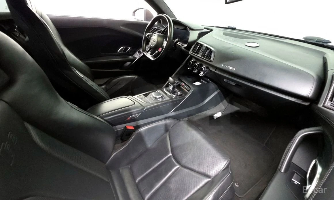 Audi R8 V10 PLUS* WRAP* ACCIDENT FREE, снимка 7 - Автомобили и джипове - 54247164