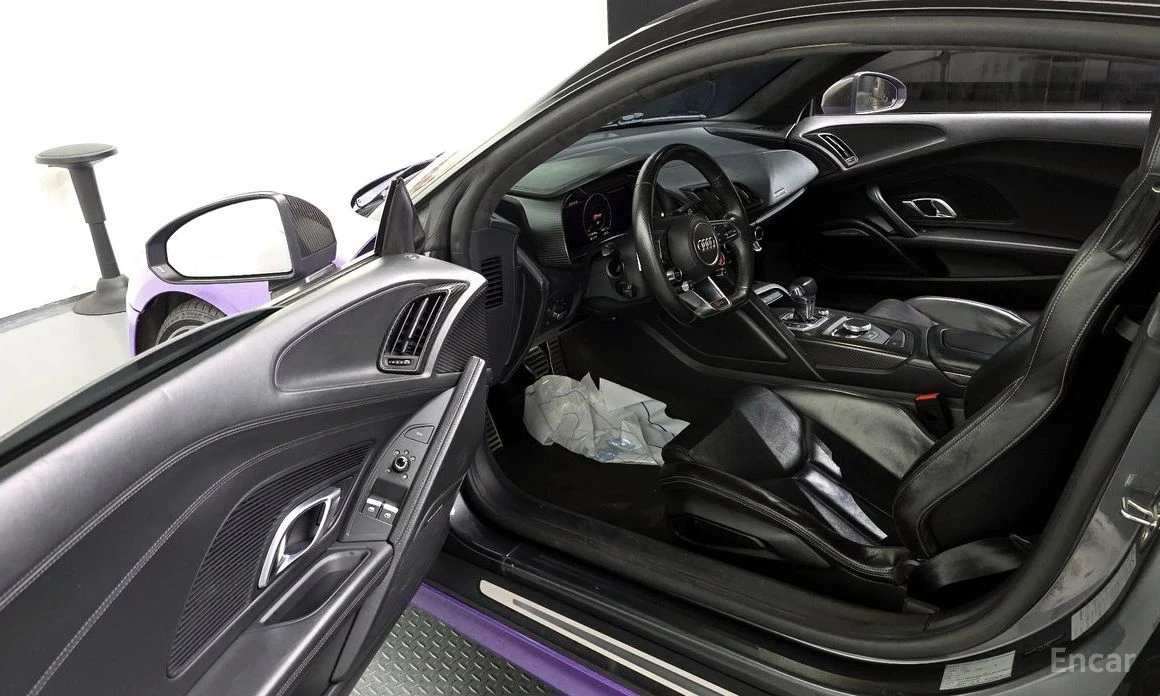 Audi R8 V10 PLUS* WRAP* ACCIDENT FREE, снимка 11 - Автомобили и джипове - 54247164