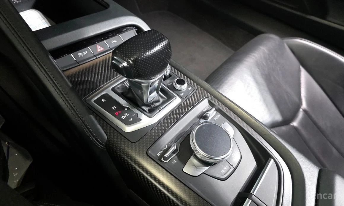 Audi R8 V10 PLUS* WRAP* ACCIDENT FREE, снимка 10 - Автомобили и джипове - 54247164