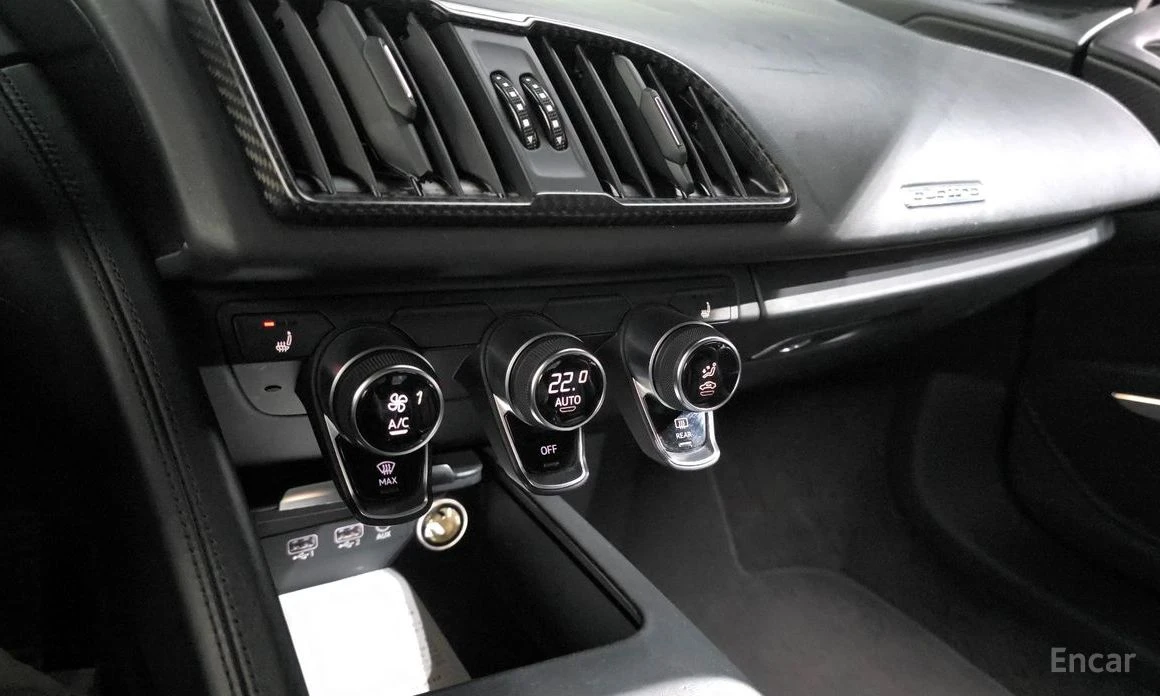 Audi R8 V10 PLUS* WRAP* ACCIDENT FREE, снимка 15 - Автомобили и джипове - 54247164