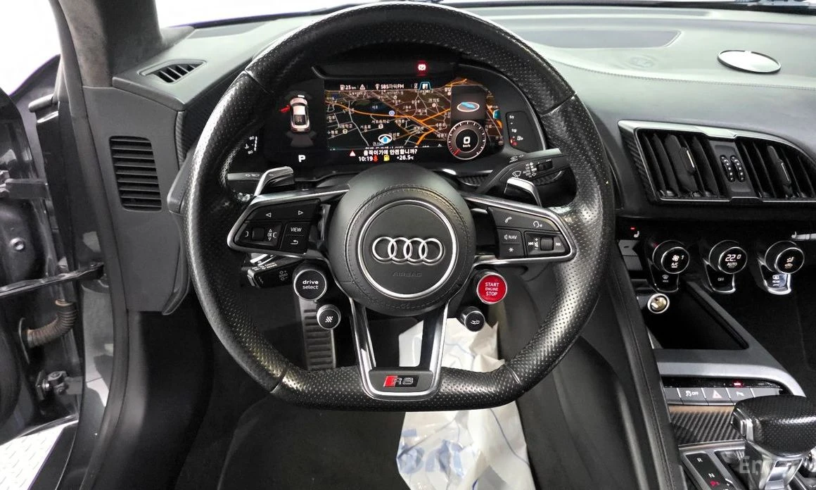 Audi R8 V10 PLUS* WRAP* ACCIDENT FREE, снимка 8 - Автомобили и джипове - 54247164