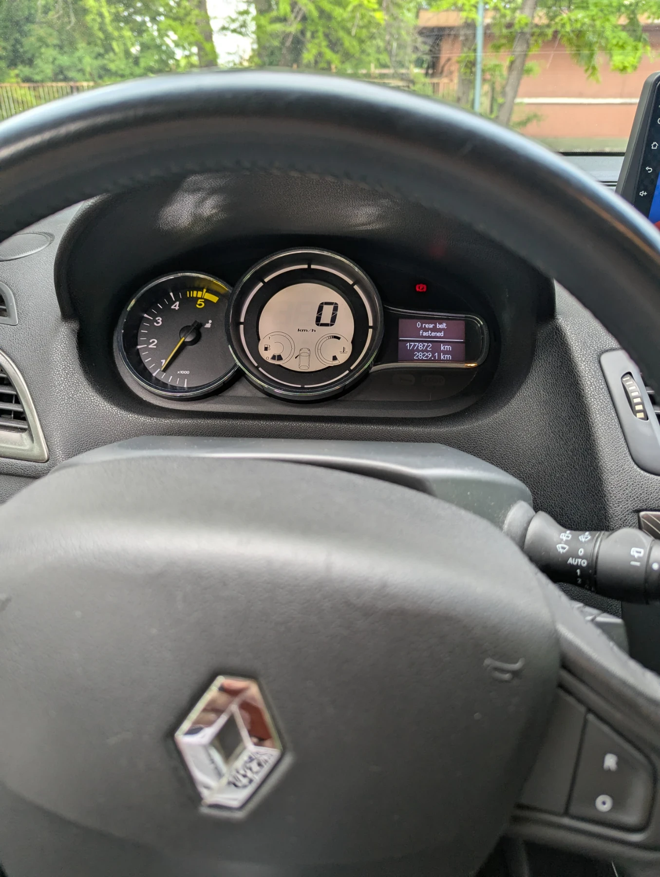 Renault Megane, снимка 7 - Автомобили и джипове - 54495077