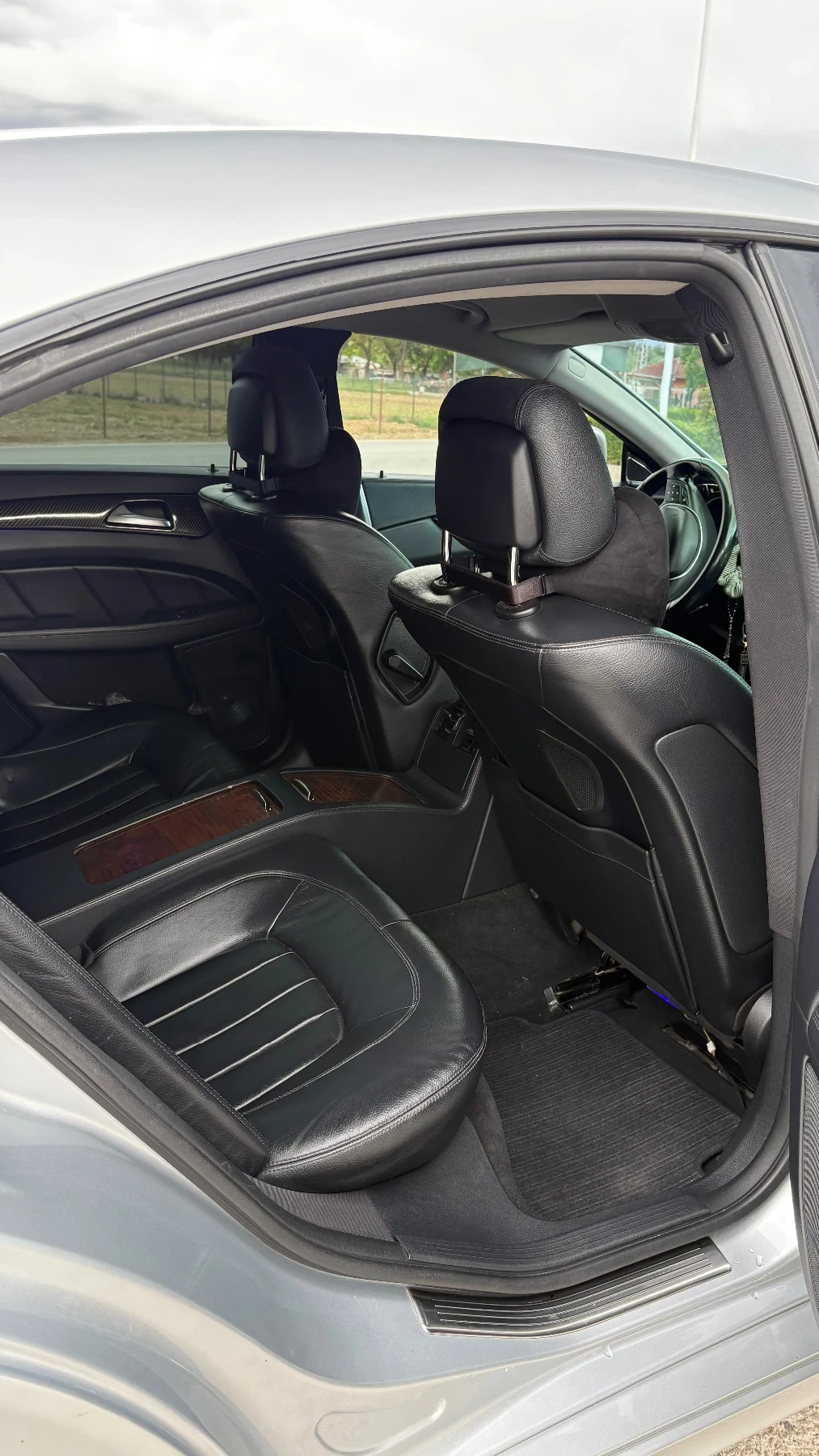 Mercedes-Benz CLS 350 AIRMATIC | HARMAN KARDON | 4 MATIC, снимка 7 - Автомобили и джипове - 54548180