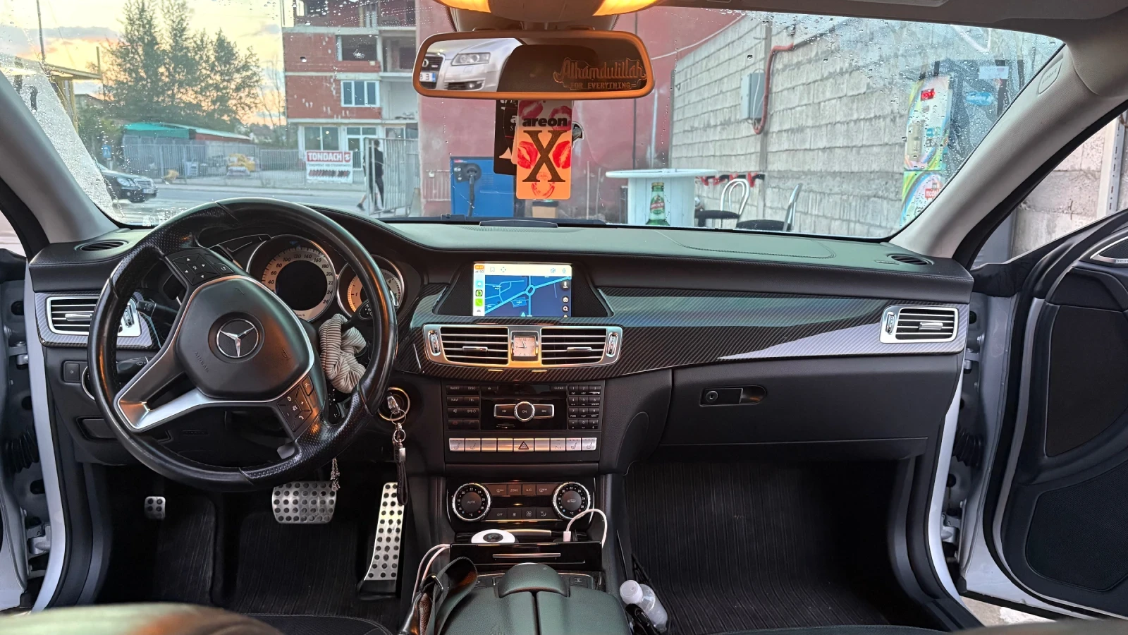 Mercedes-Benz CLS 350 AIRMATIC | HARMAN KARDON | 4 MATIC, снимка 8 - Автомобили и джипове - 54548180