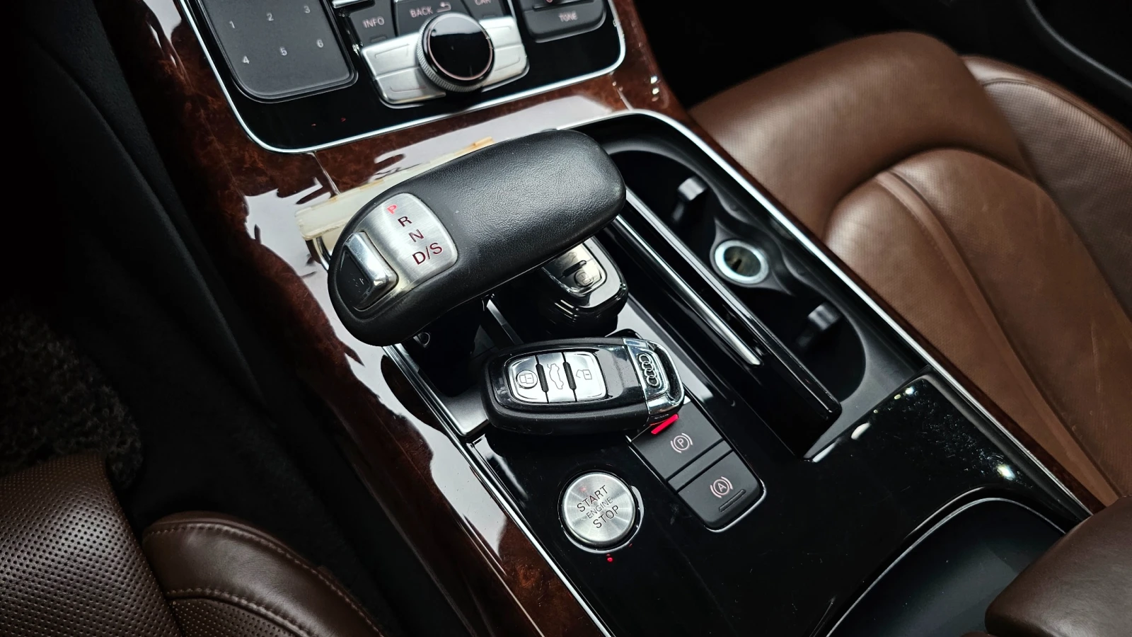 Audi A8 3.0 TFSI Quattro, FULL, снимка 8 - Автомобили и джипове - 55282082