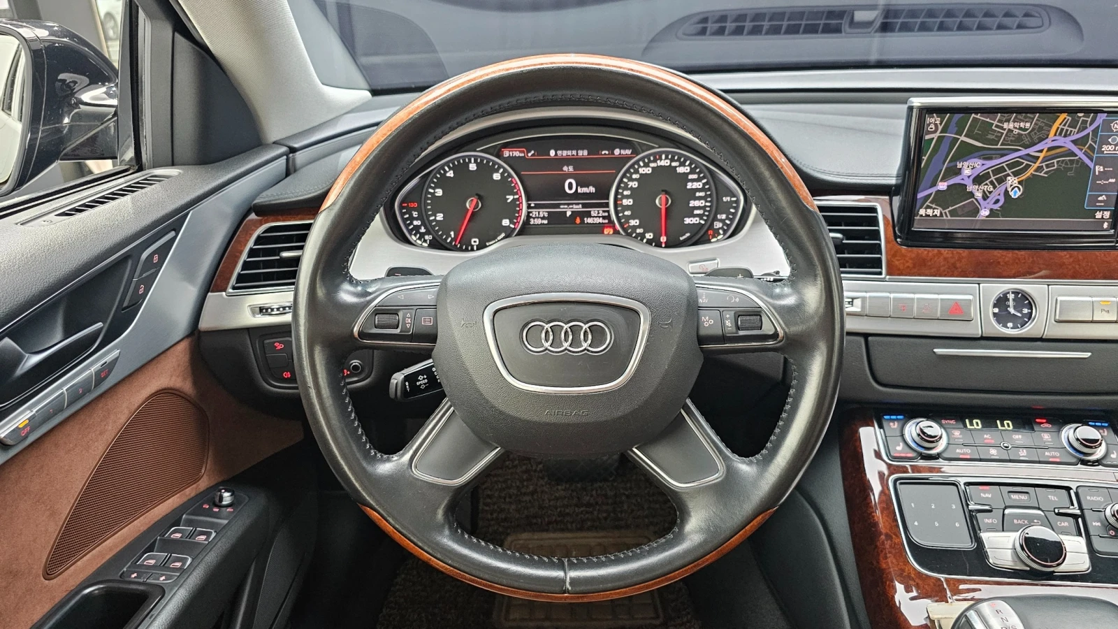 Audi A8 3.0 TFSI Quattro, FULL, снимка 12 - Автомобили и джипове - 55282082