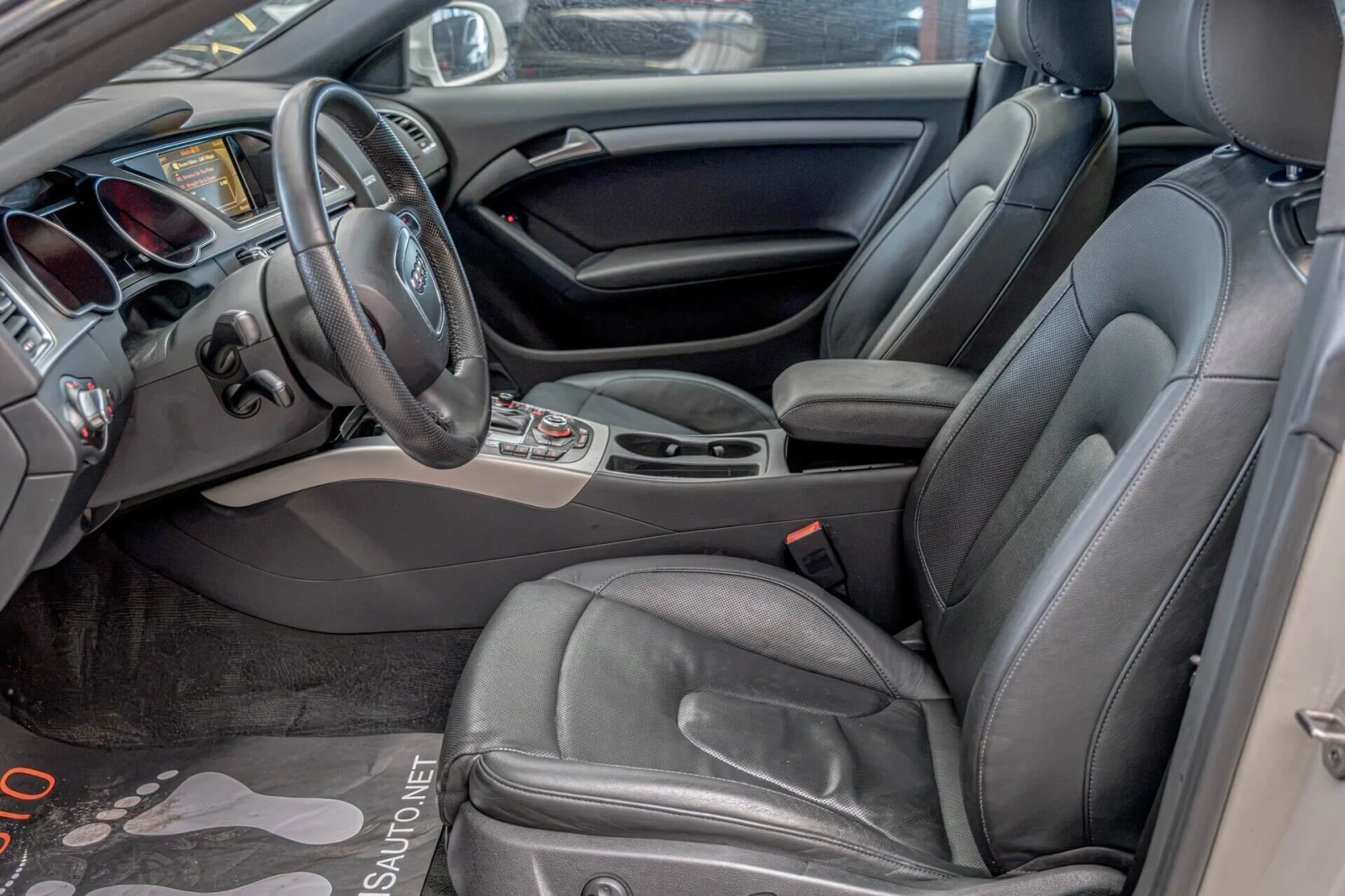 Audi A5 3.0TDI/Quattro/Обдухване/PDC/F1/Coupe, снимка 8 - Автомобили и джипове - 55407754