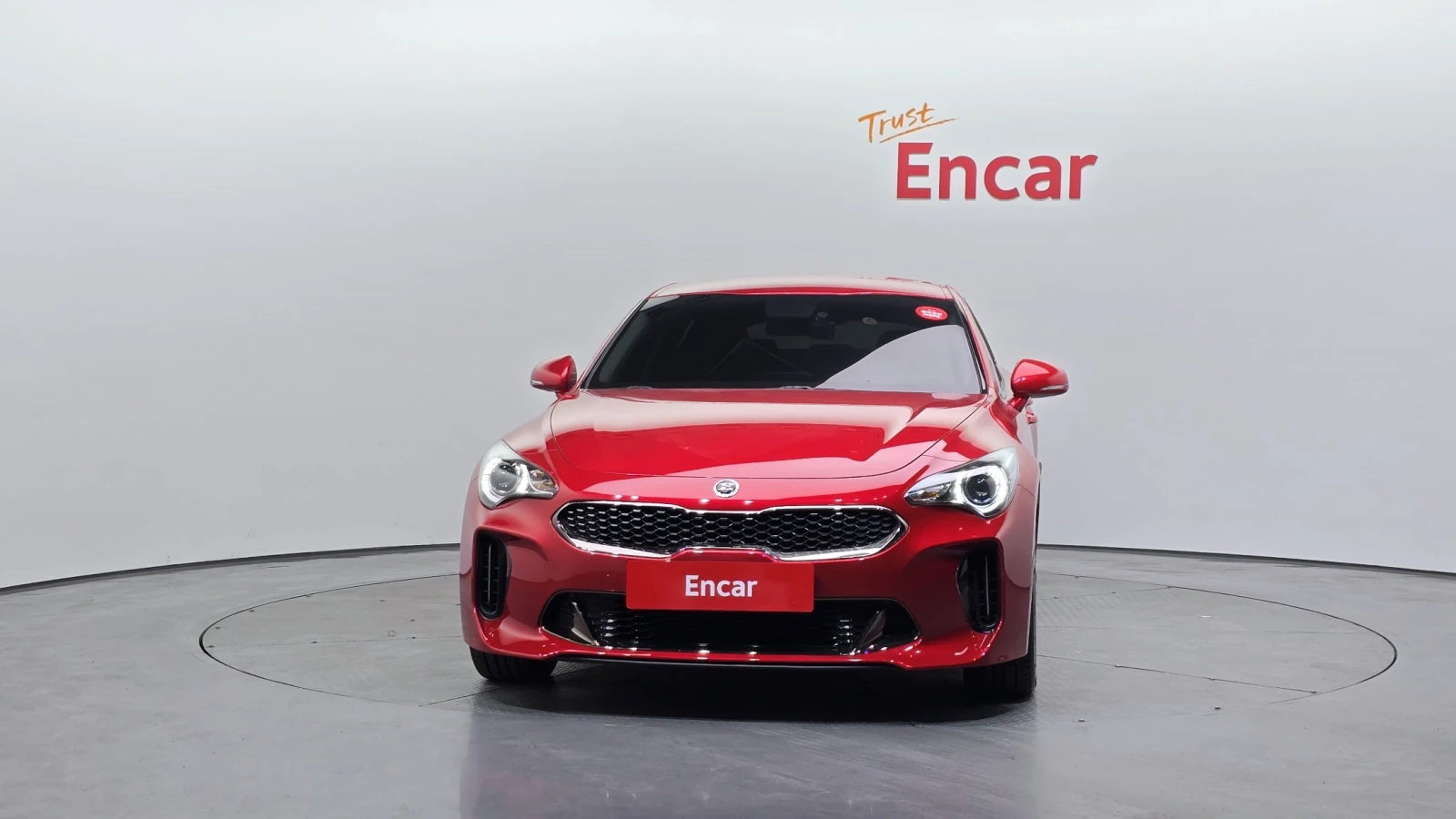 Kia Stinger 2.0* ПОДГРЕВ ВОЛАН* КРАЙНА ЦЕНА, снимка 3 - Автомобили и джипове - 55496159