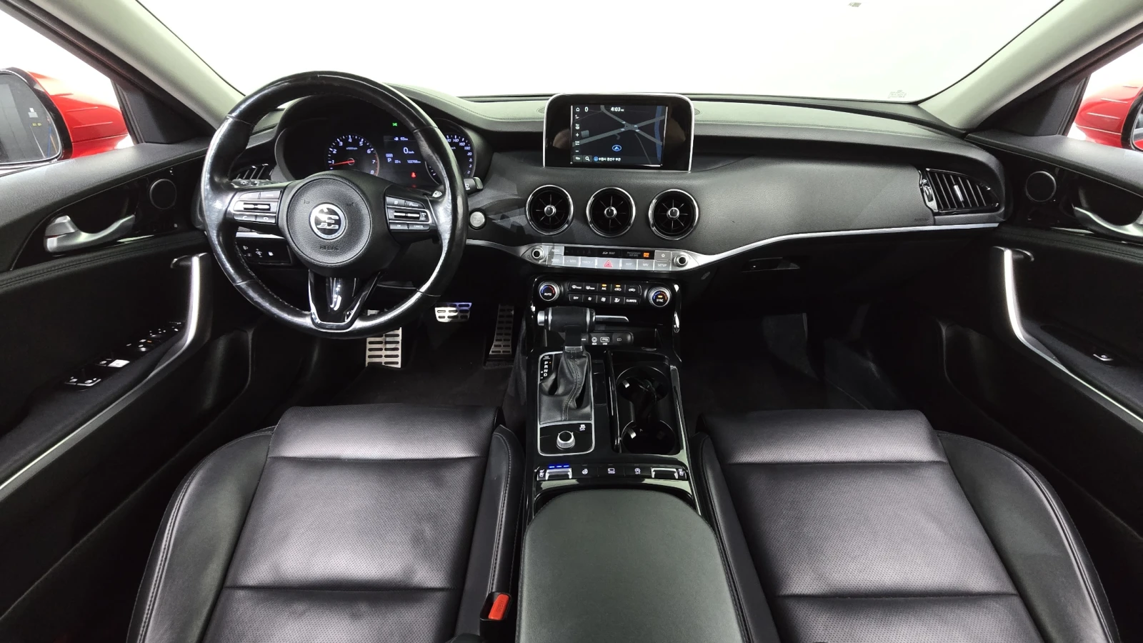 Kia Stinger 2.0* ПОДГРЕВ ВОЛАН* КРАЙНА ЦЕНА, снимка 7 - Автомобили и джипове - 55496159