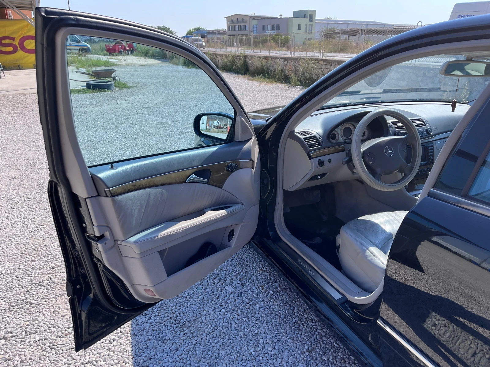 Mercedes-Benz E 320 Avantgarde, снимка 6 - Автомобили и джипове - 55554454