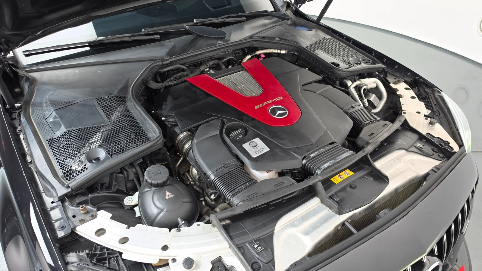 Mercedes-Benz C 43 AMG 4MATIC Coupe, снимка 6 - Автомобили и джипове - 55573321
