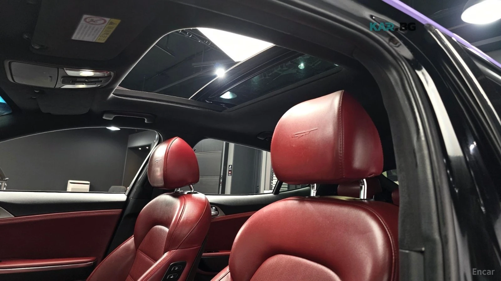 Kia Stinger 3.3 Turbo AWD GT* КАРБОН* КОЖА* НАВИ* ПАНО* HUD, снимка 17 - Автомобили и джипове - 55727356