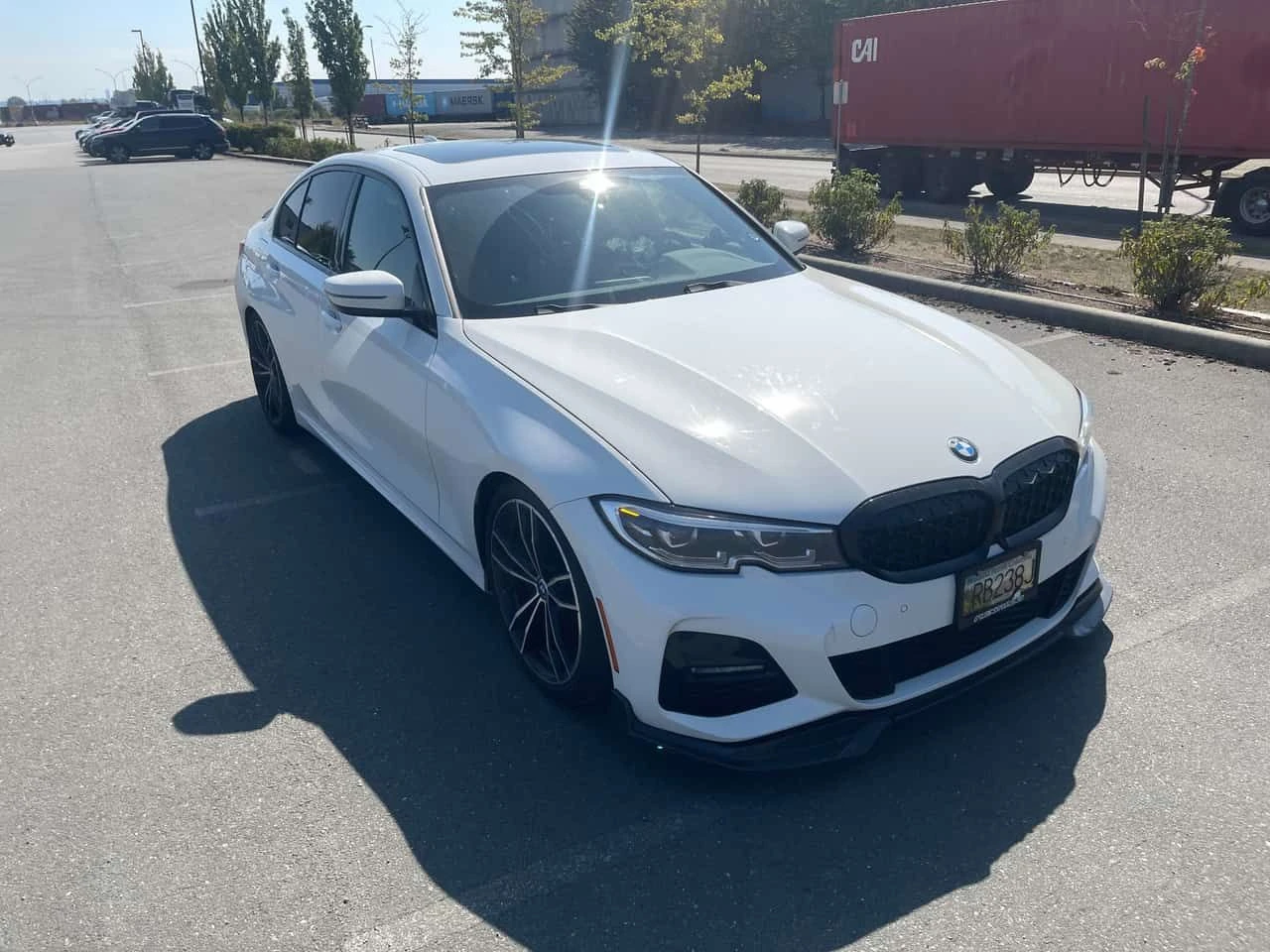 BMW 330 i xDrive* M-SPORT* CARFAX* , снимка 9 - Автомобили и джипове - 55728843