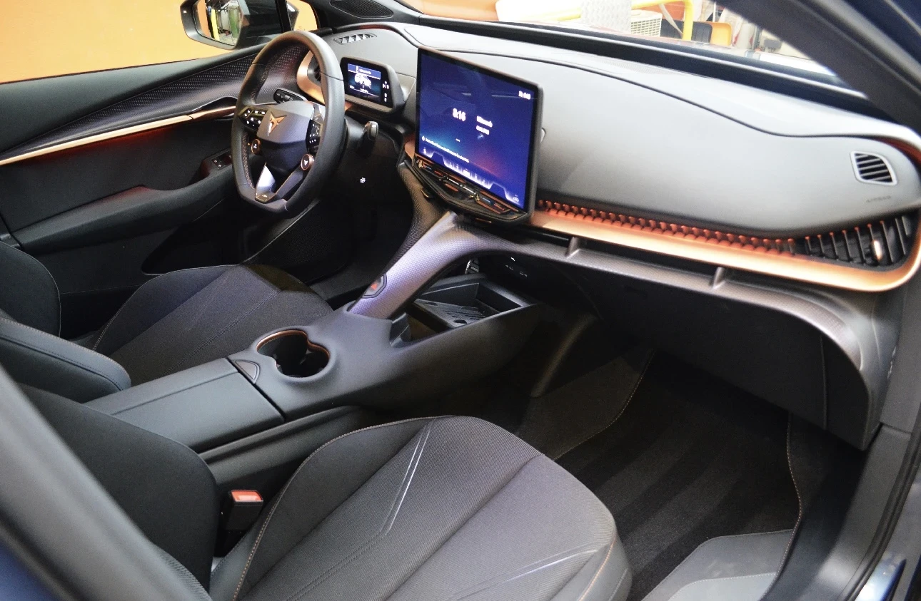 Cupra Tavascan 77Kwh Edge 286к.с 2025г 17.000км Гаранция, снимка 9 - Автомобили и джипове - 56217663